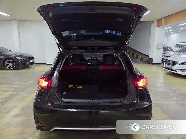 Lexus CT200h id 3469932 из Кореи 10