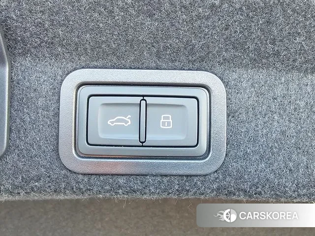 Audi A6 (C8) id 3366104 из Кореи 10