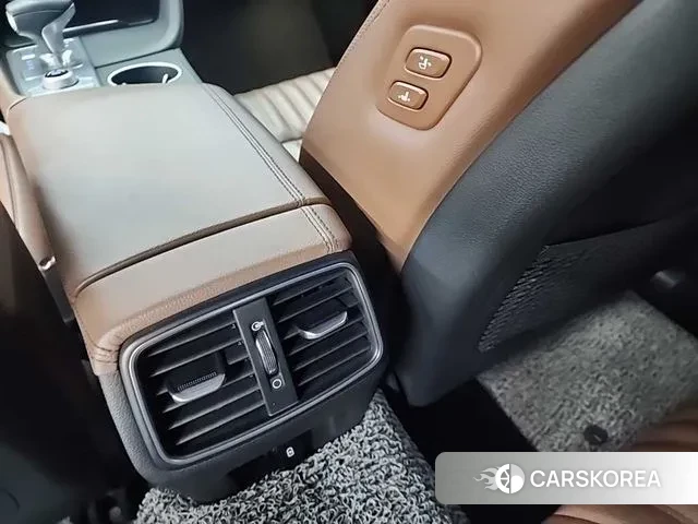 Genesis G70 id 3319330 из Кореи 10