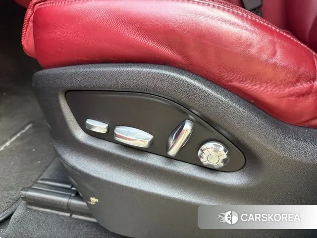 Porsche Cayenne (PO536) id 3646979 из Кореи 10