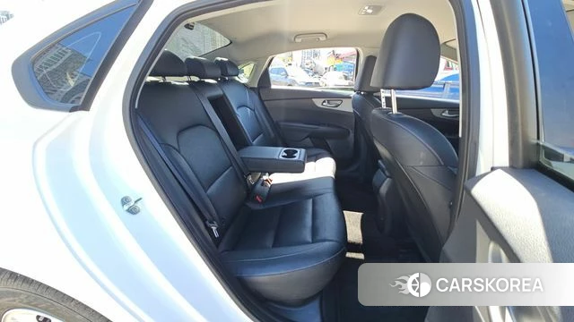 Kia Come New K3 id 3898621 из Кореи 10