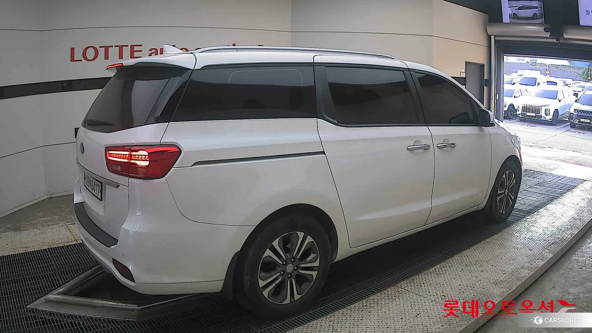 Kia Carnival id 4909240 из Кореи 10
