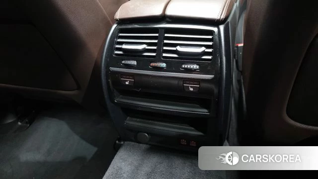 BMW 5 Series (G30) id 4389833 из Кореи 10
