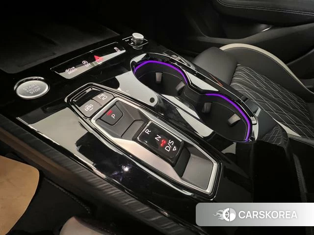Audi A5L id 4272596 из Китая 10