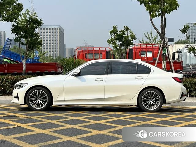 BMW 3 series id 4236315 из Китая 10