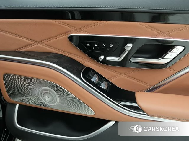 Mercedes-Benz Maybach S-class id 4328601 из Китая 10