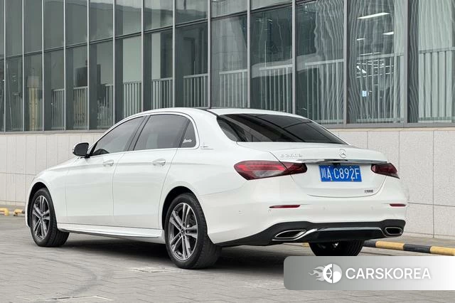 Mercedes-Benz E-class id 4256710 из Китая 10