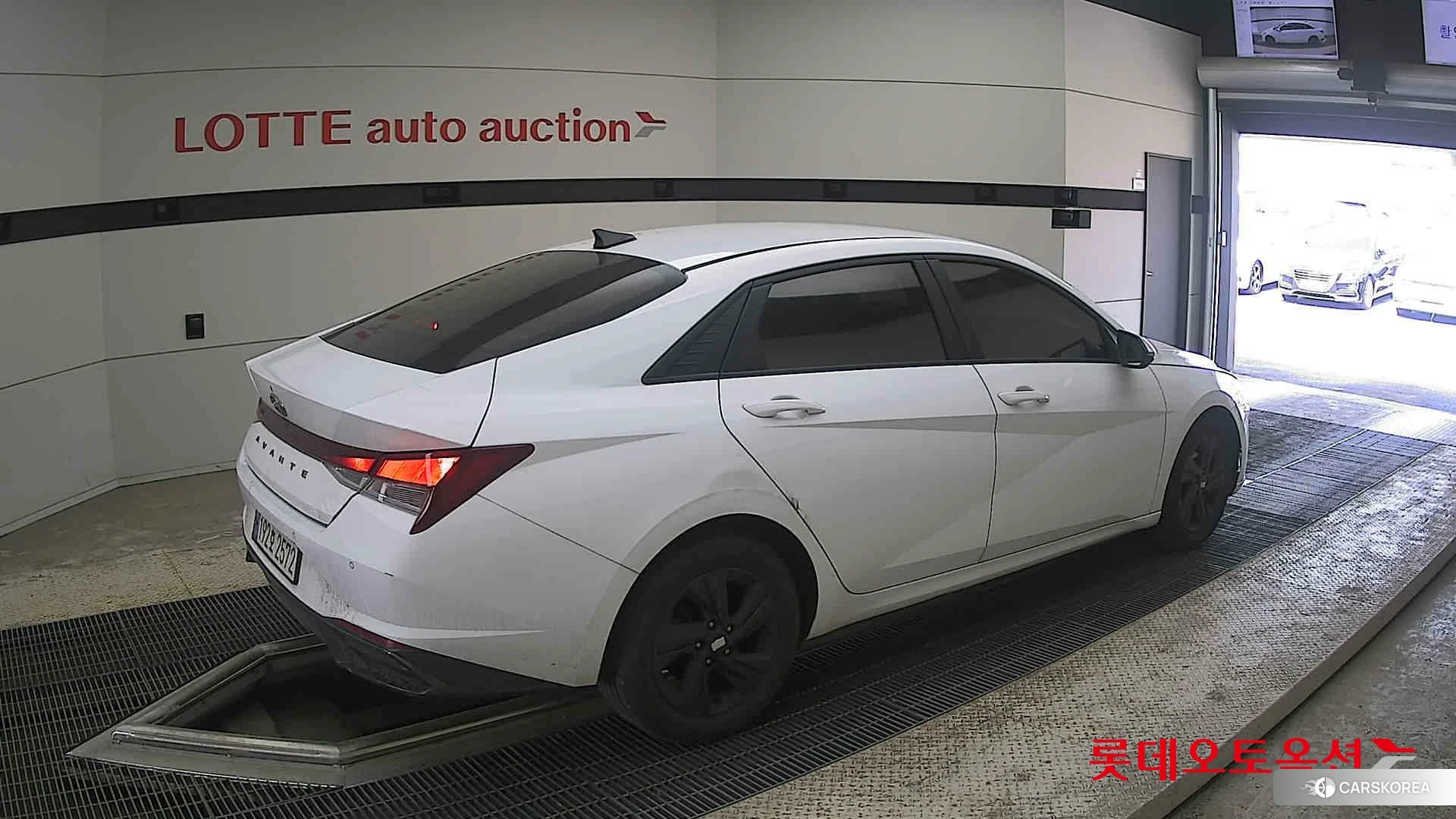 Hyundai Avante id 4289348 из Кореи 10