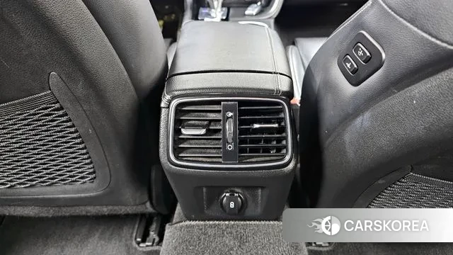 Genesis The New G70 id 3513419 из Кореи 10