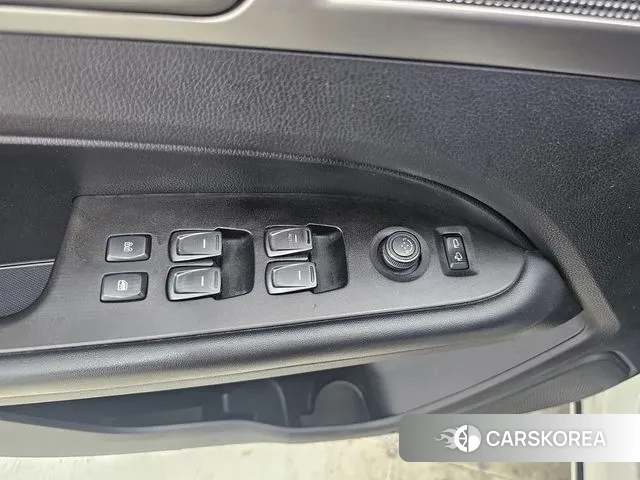 Ssangyong Rexton Sports id 2971381 из Кореи 10