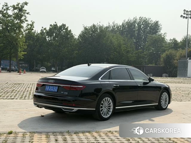 Audi A8 id 4320671 из Китая 10