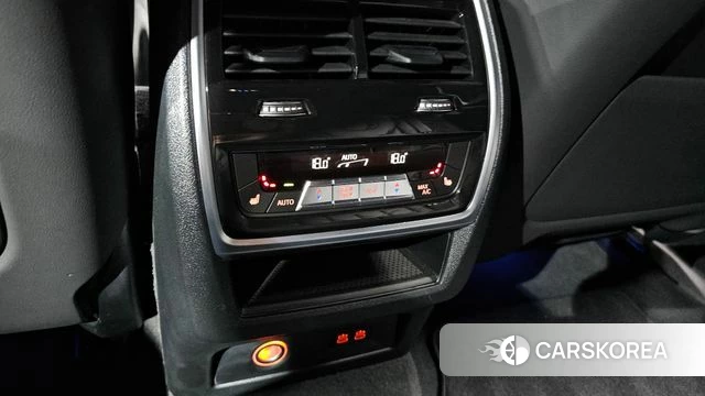BMW XM (G09) id 4528166 из Кореи 10