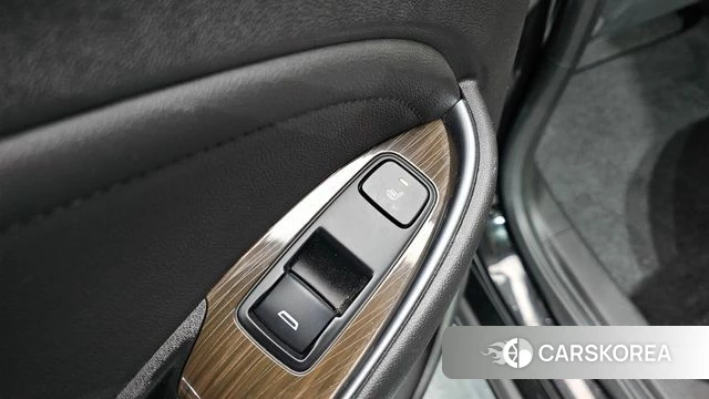 Chevrolet (GM Daewoo) The New Malibu id 3844126 из Кореи 10