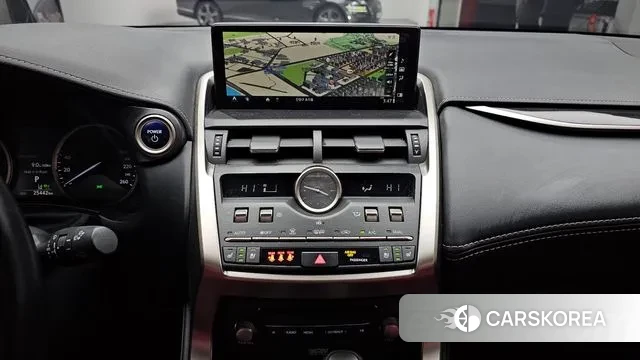 Lexus NX300h id 3509616 из Кореи 10