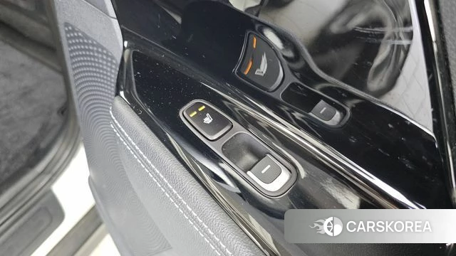Kia Niro EV id 4593440 из Кореи 10