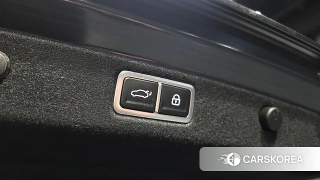 Hyundai Grandeur Hybrid (GN7) id 3793429 из Кореи 10