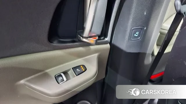 Kia The New Carnival 4th Generation id 3533606 из Кореи 10