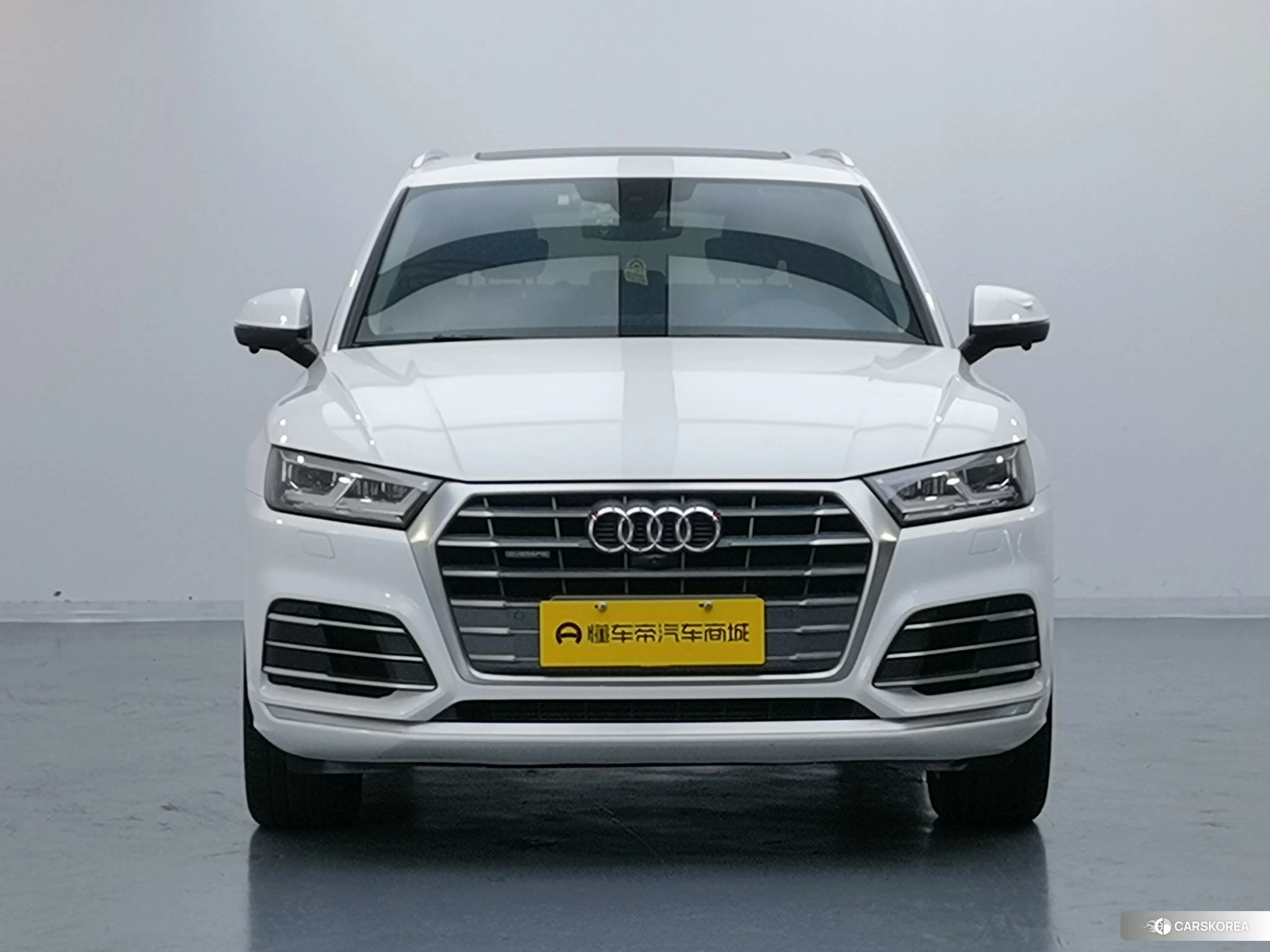 Audi Q5L id 4513967 из Китая 10