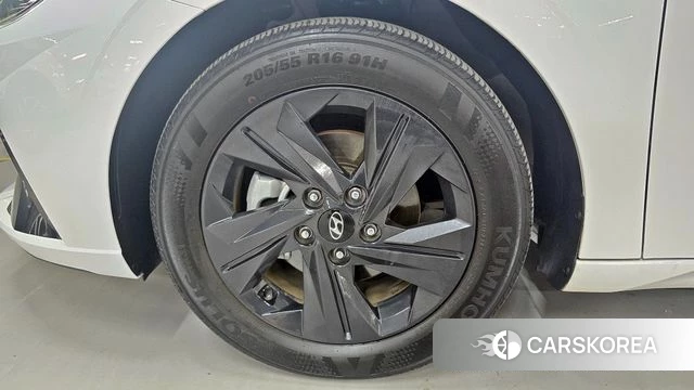 Hyundai Avante (CN7) id 3964684 из Кореи 10