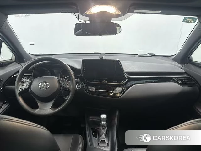 Toyota C-HR id 4221410 из Китая 10