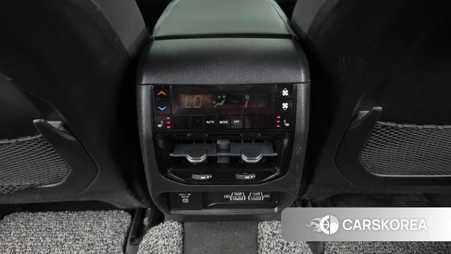 Jeep Grand Cherokee (WL) id 4618628 из Кореи 10