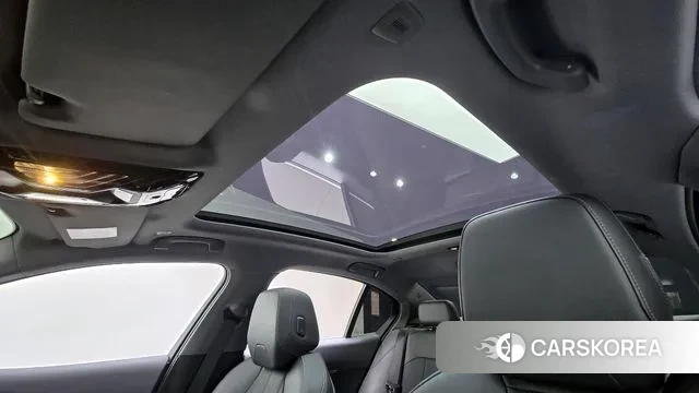 BMW 5 Series (G60) id 3472148 из Кореи 10