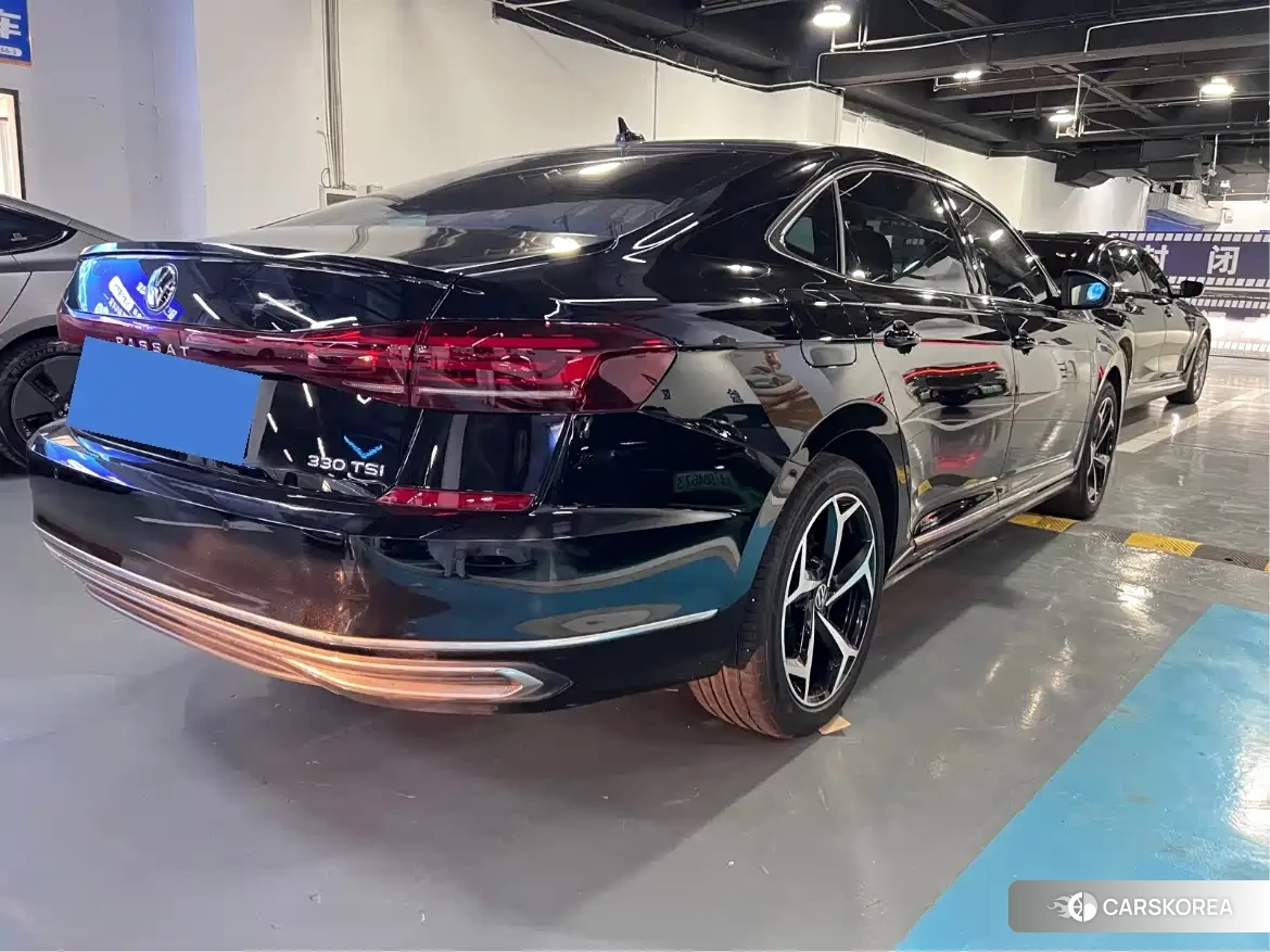 Volkswagen Passat id 4649364 из Китая 10