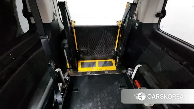 Hyundai Staria id 3644441 из Кореи 10