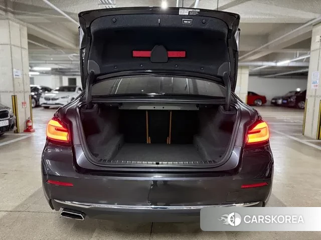 BMW 5 Series (G30) id 3591203 из Кореи 10