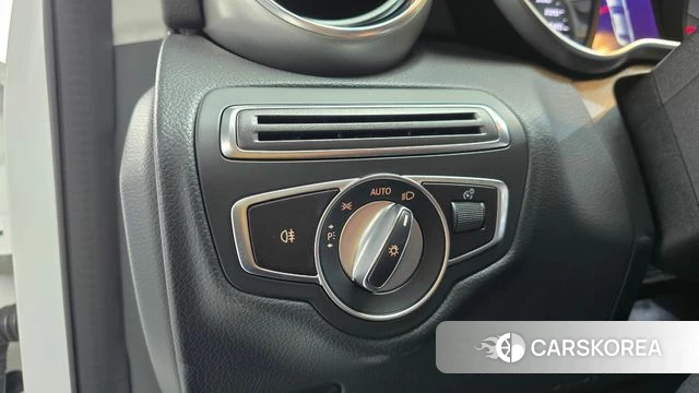 Mercedes-Benz C-Class W205 id 4471298 из Кореи 10