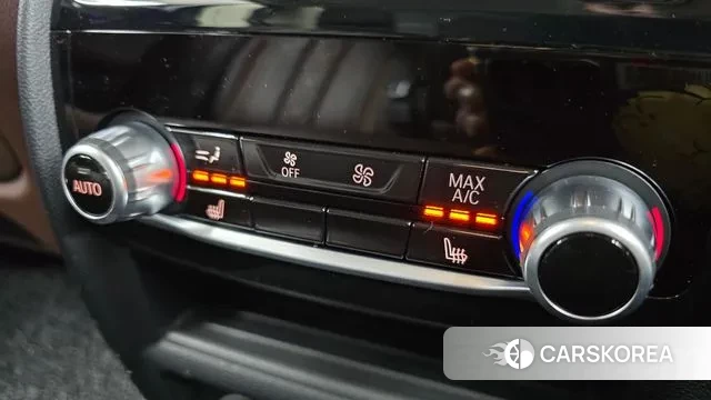 BMW 5 Series (G30) id 3696505 из Кореи 10