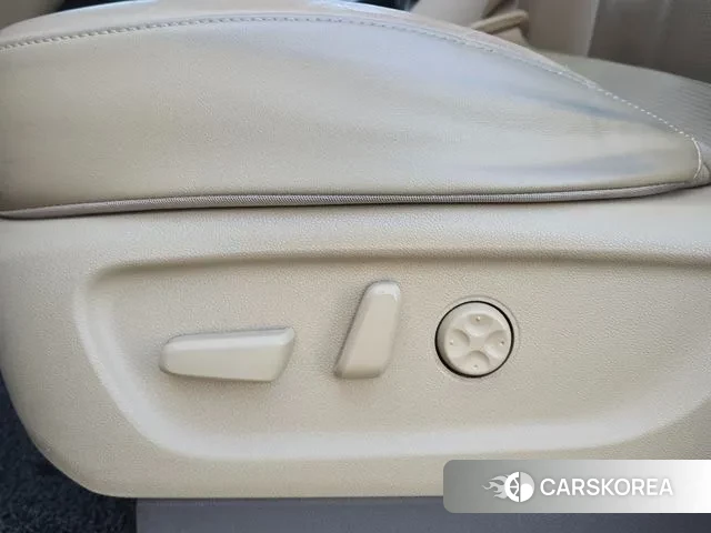 Kia The New Carnival id 3681946 из Кореи 10