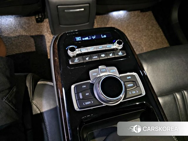 Genesis G90 id 4446880 из Кореи 10
