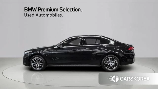 BMW 5 Series (G60) id 4617504 из Кореи 10