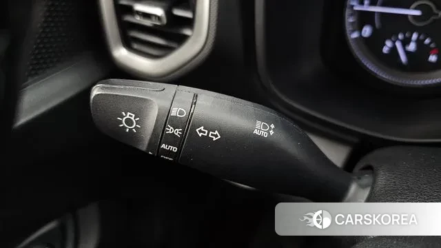 Hyundai Venue id 3379566 из Кореи 10