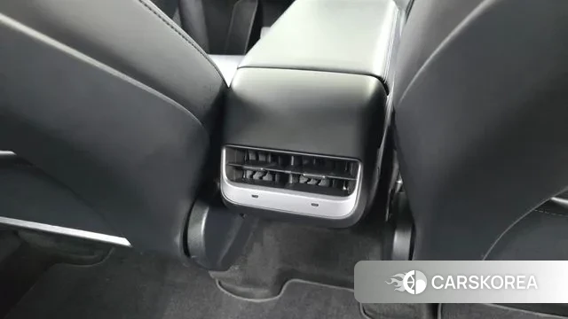 Tesla Model Y id 3561226 из Кореи 10