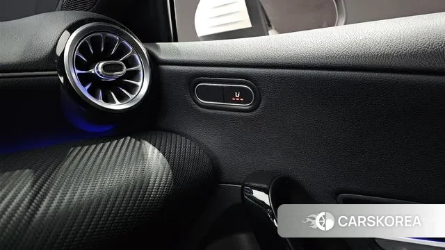 Mercedes-Benz A-Class W177 id 3530430 из Кореи 10