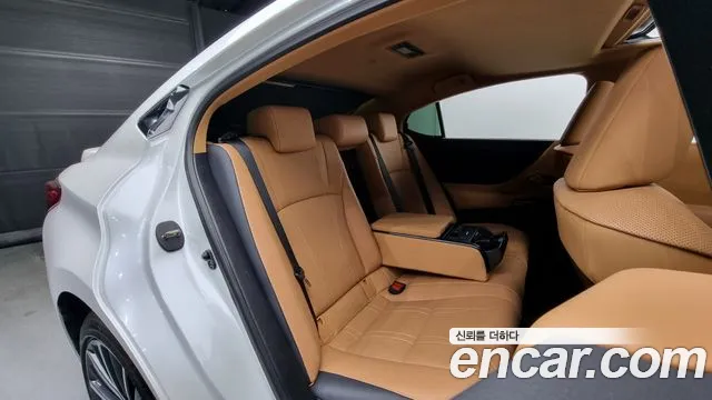 Lexus ES300h 7th generation id 2788529 из Кореи 10