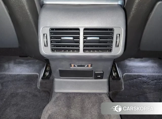 Land Rover Range Rover Velar id 3649859 из Кореи 10