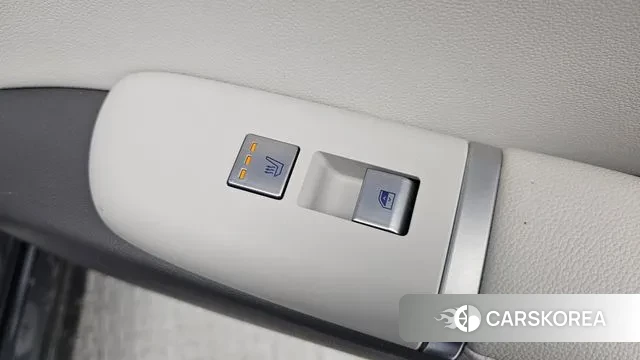 Hyundai Grandeur (GN7) id 3610731 из Кореи 10