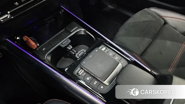 Mercedes-Benz GLA - Class H247 id 3367866 из Кореи 10