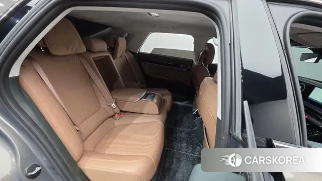 Hyundai Grandeur (GN7) id 3763866 из Кореи 10