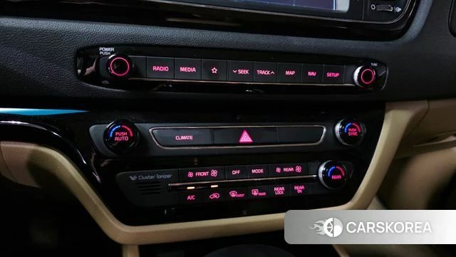 Kia The New Carnival id 4458931 из Кореи 10