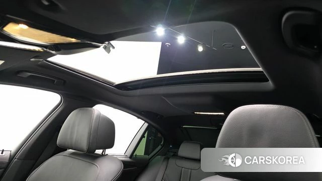 BMW 5 Series (G30) id 3923047 из Кореи 10