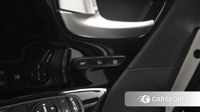 Kia Niro EV id 4856353 из Кореи 10