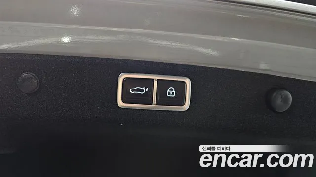 Hyundai Grandeur Hybrid (GN7) id 2738213 из Кореи 10