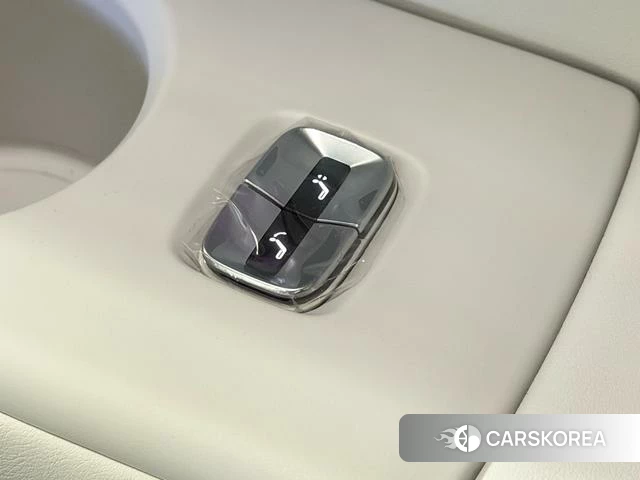Xiaopeng Motors Xiaopeng X9 id 4238651 из Китая 10