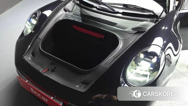 Porsche 911(992) id 4519898 из Кореи 10