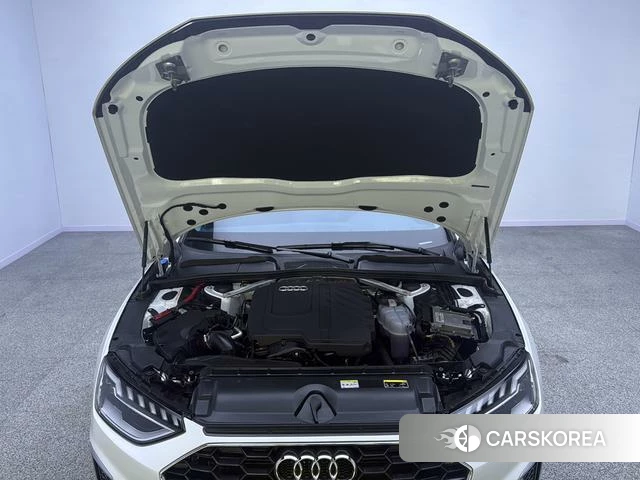 Audi A4L id 4273030 из Китая 10