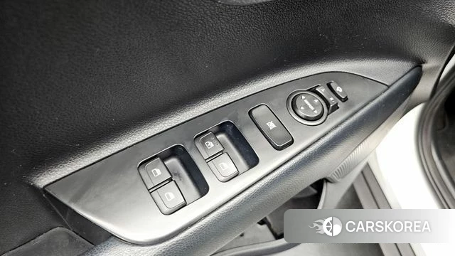 Kia Stonic id 4424994 из Кореи 10